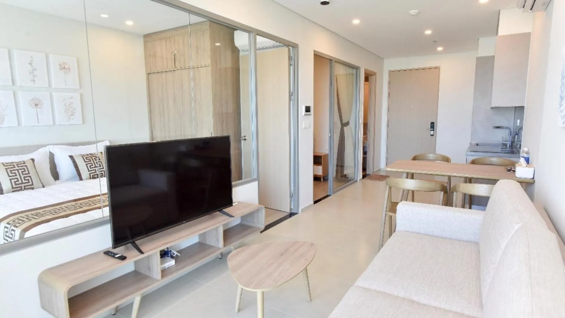 Condotel The Song Luxury Vung Tau 0*,  Vietnam