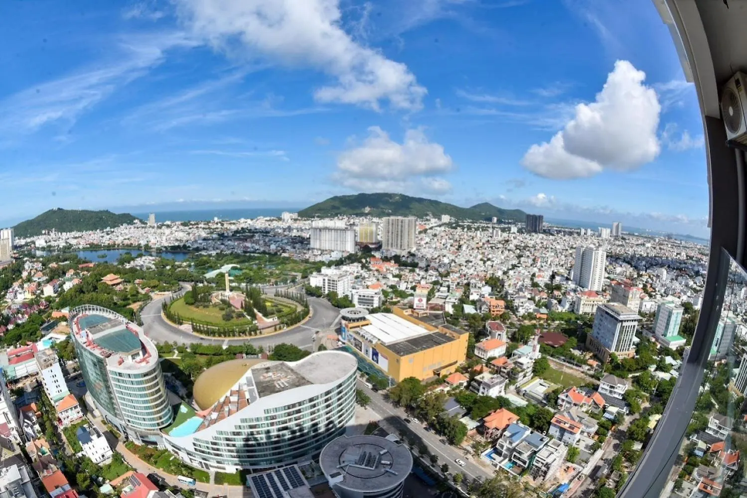 Condotel The Song Luxury Vung Tau 0*,  Vietnam